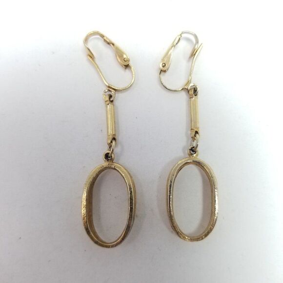 Vintage Long Dangle Clip On Earrings, Gold Tone Oval Drops, Retro Estate - Picture 4 of 5
